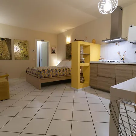 Welcomely - Casa Lisander * Lecco