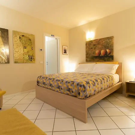 Welcomely - Casa Lisander * Lecco