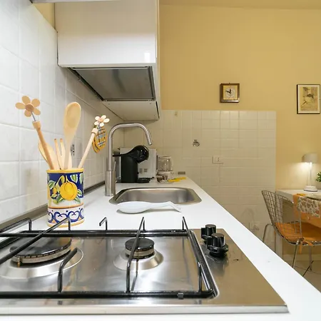 Welcomely - Casa Lisander Apartment *